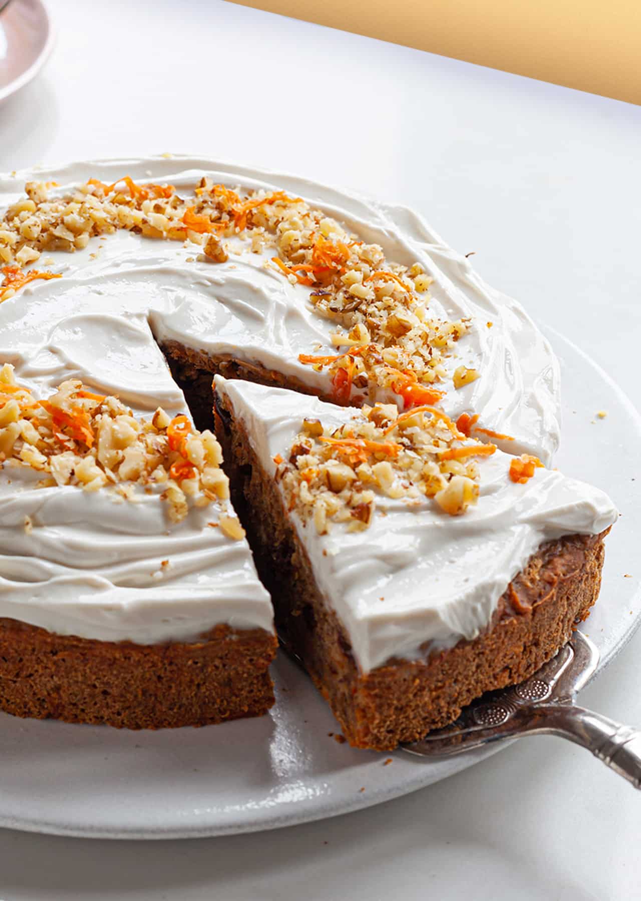 KETO CARROT CAKE WITH CREAM CHEESE FROSTING (Freezer Friendly)