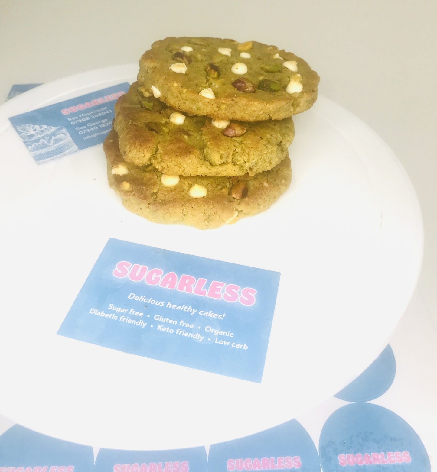 KETO PISTACHIO AND WHITE CHOCOLATE COOKIES (Not Freezer Friendly)