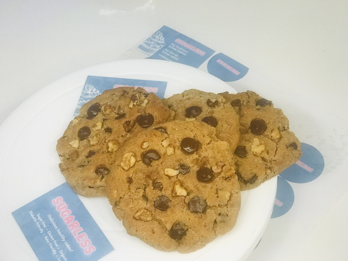 KETO CHOC CHIP AND WALNUT COOKIES (Not freezer friendly)